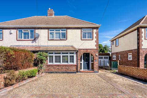 Metcalf Road, Ashford, TW15