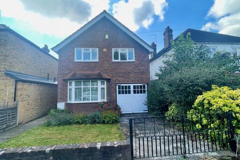 3 bedroom detached house for sale, Rooksmead Road, Sunbury on Thames TW16