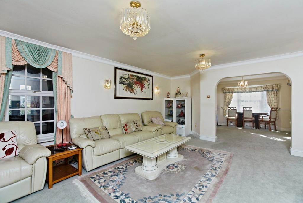 House in London - View 2