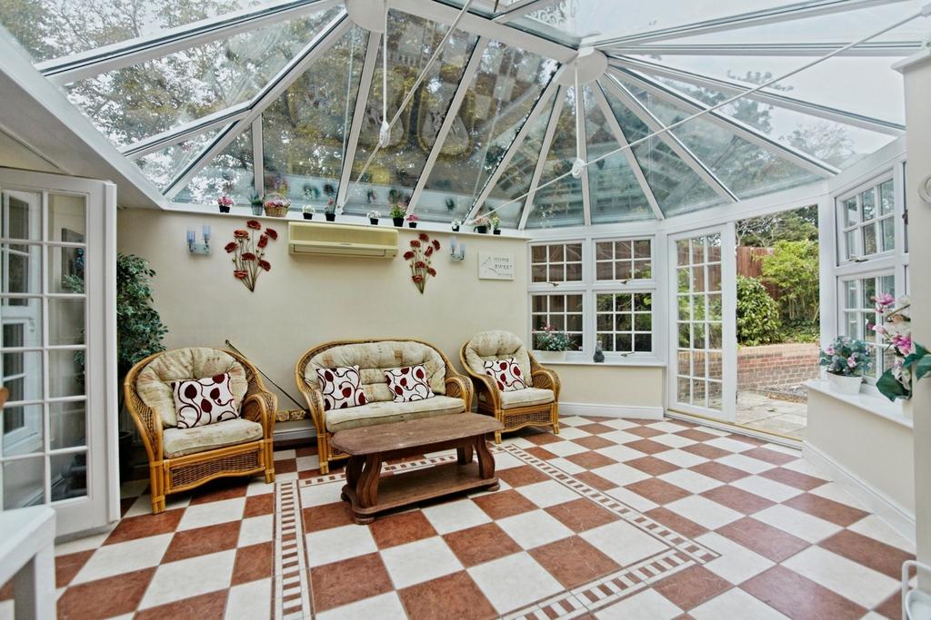 House in London - View 4
