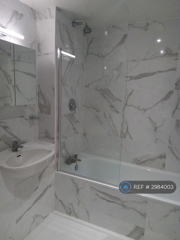 Apartment in London - View 3