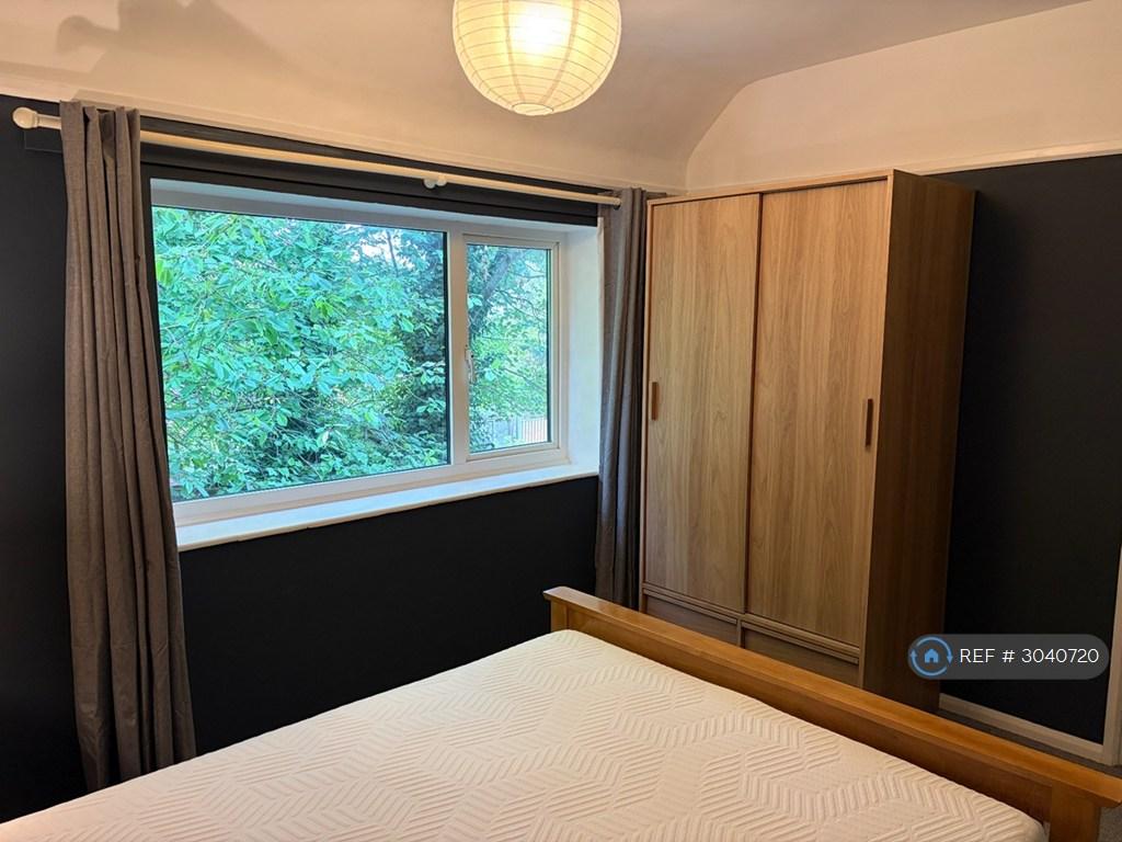 Apartment in Cambridge - More