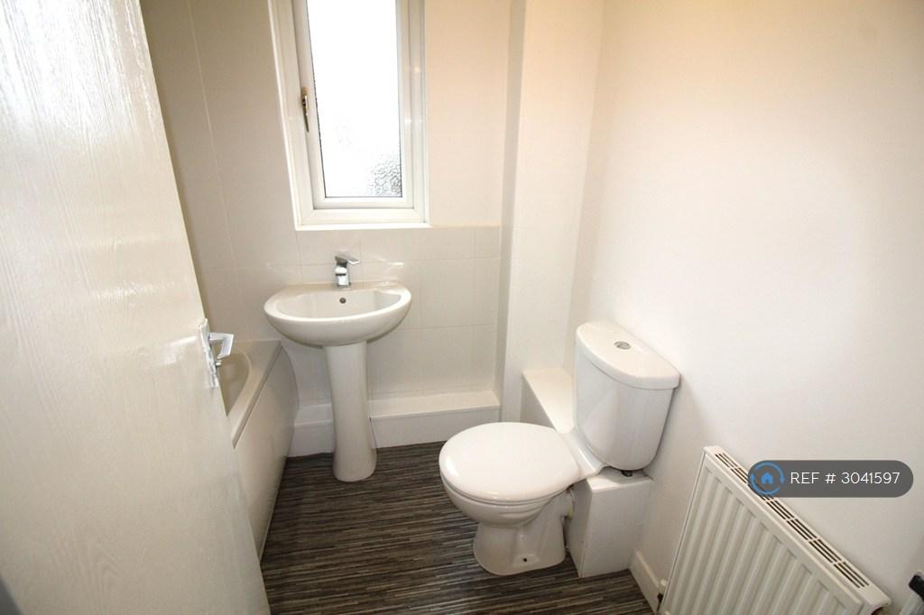 House in East Kilbride - View 3