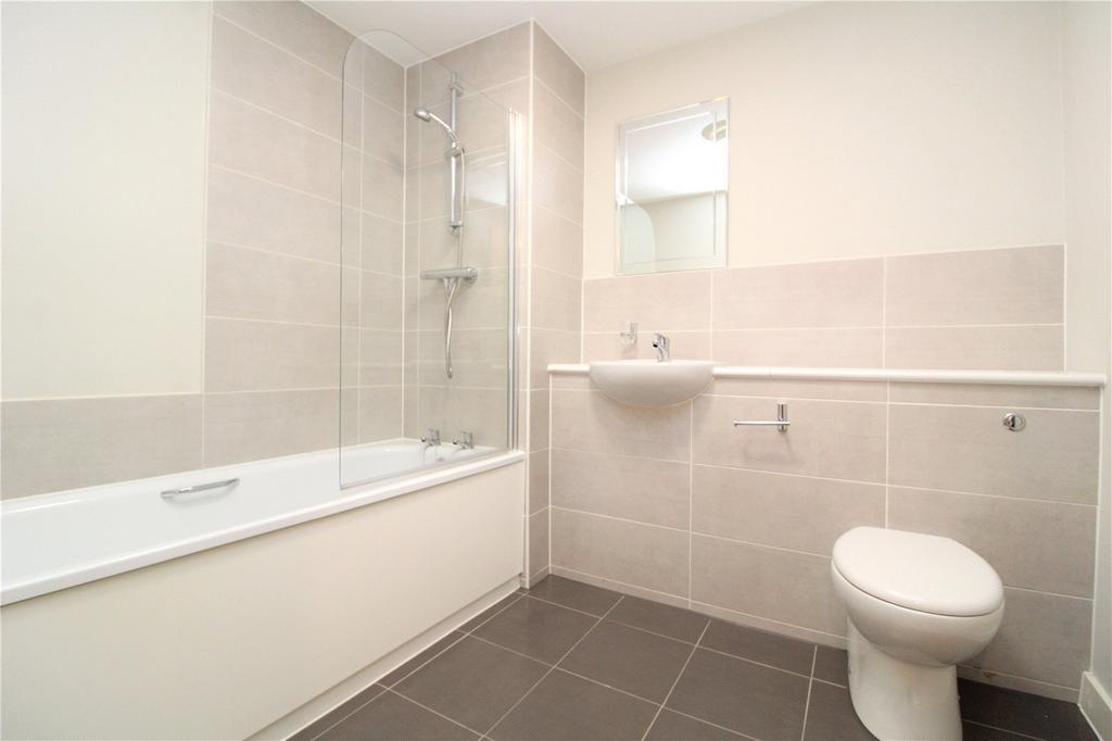 Apartment in Salford - View 5