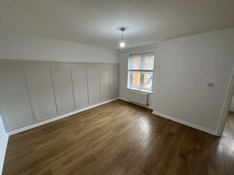 House in Whitchurch - View 3