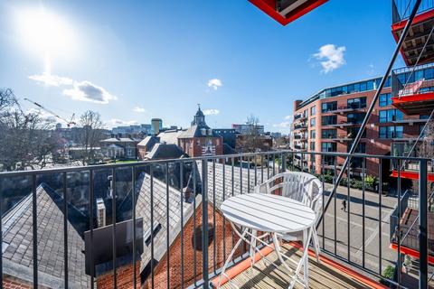 2 bedroom flat to rent, Warehouse Court, Woolwich Riverside, London, SE18
