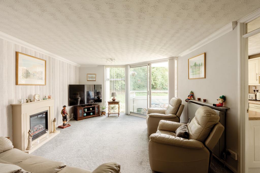 Apartment in Bristol - View 2