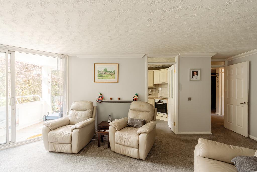 Apartment in Bristol - View 4