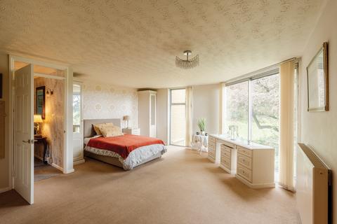 3 bedroom flat for sale, Chesterfield House, Bristol BS10