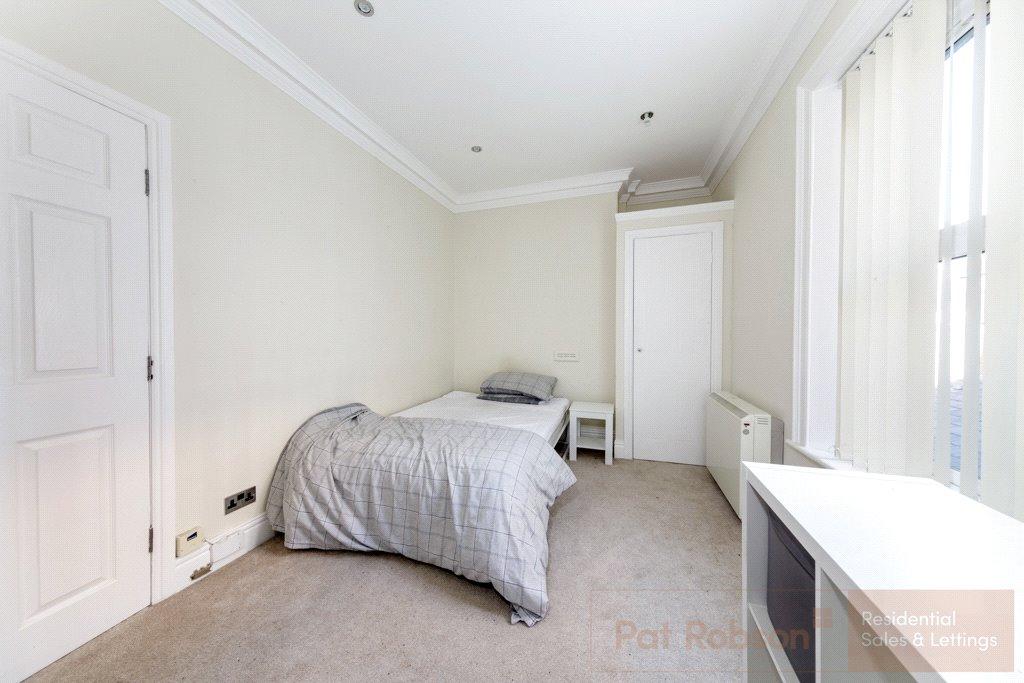Apartment in Newcastle - View 2