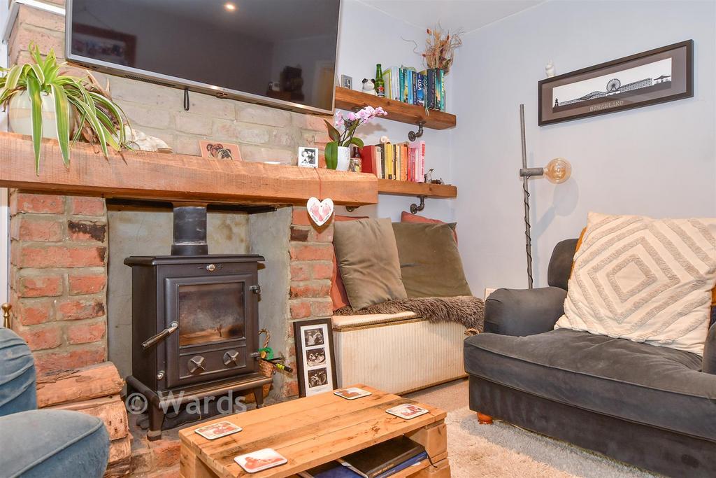 House in Maidstone - More