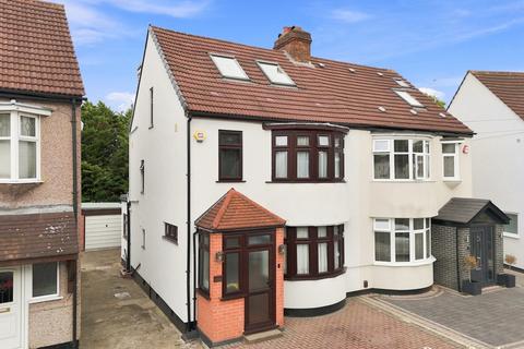 undefined, Cambridge Avenue, Gidea Park, RM2