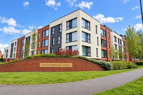 3 bedroom flat for sale