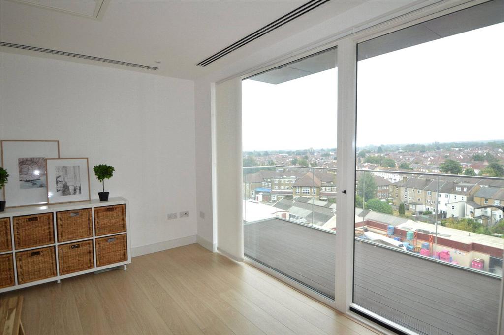 Apartment in Croydon - View 3