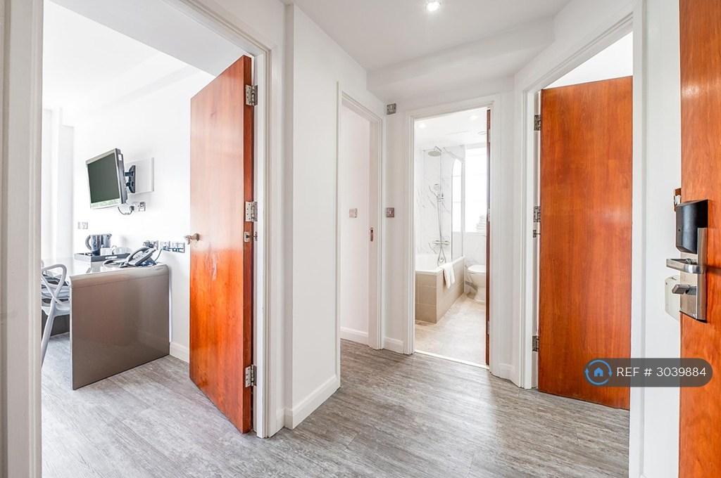 Apartment in London - View 2