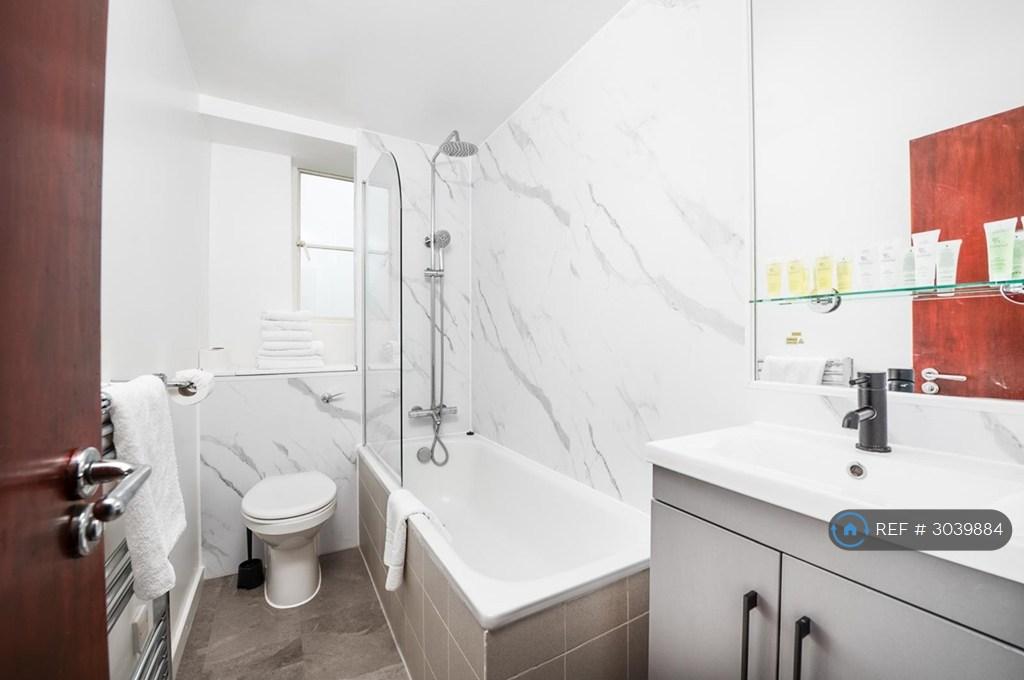 Apartment in London - View 4