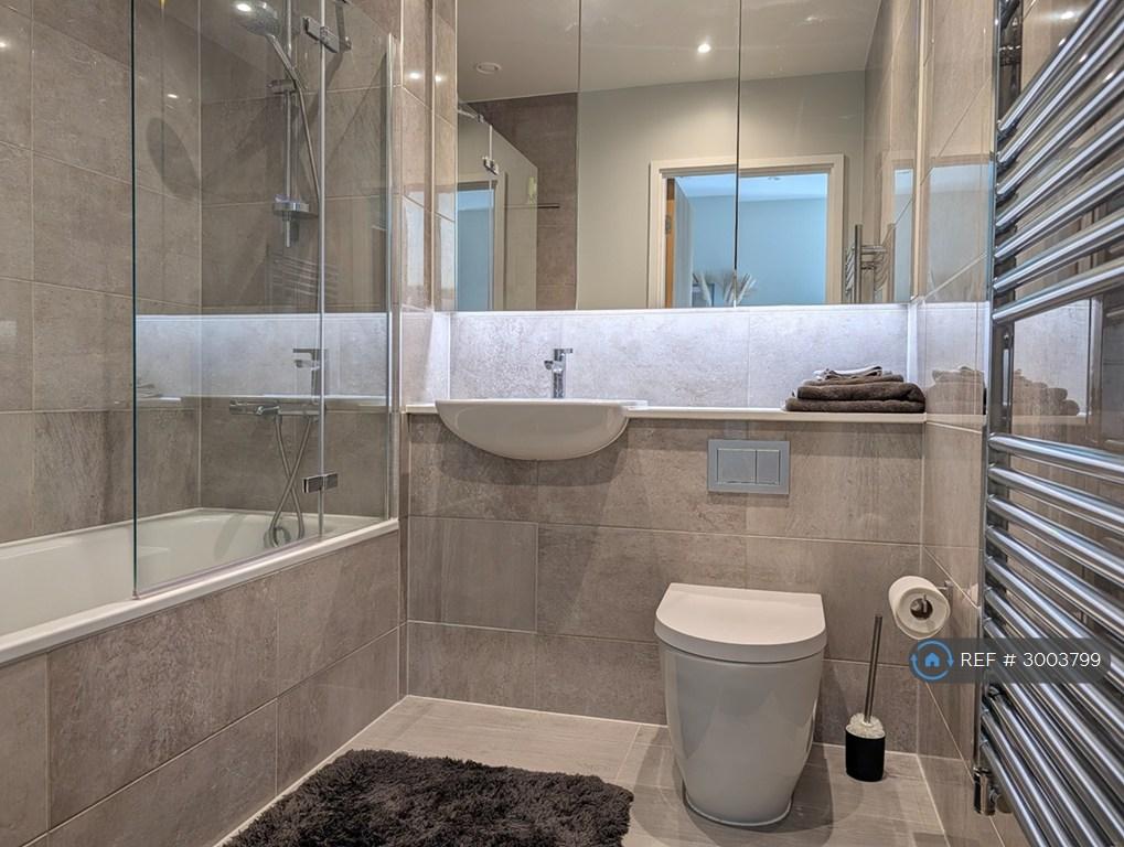 Apartment in London - View 3