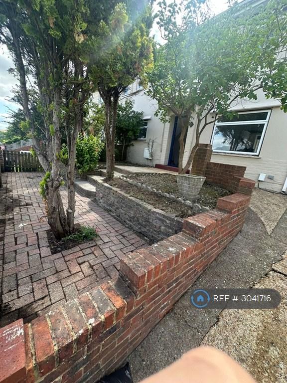 House in Brighton - View 2