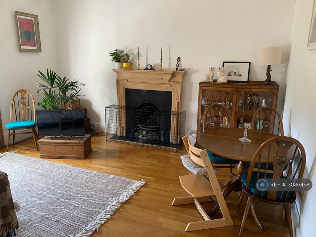 Apartment in London - View 3