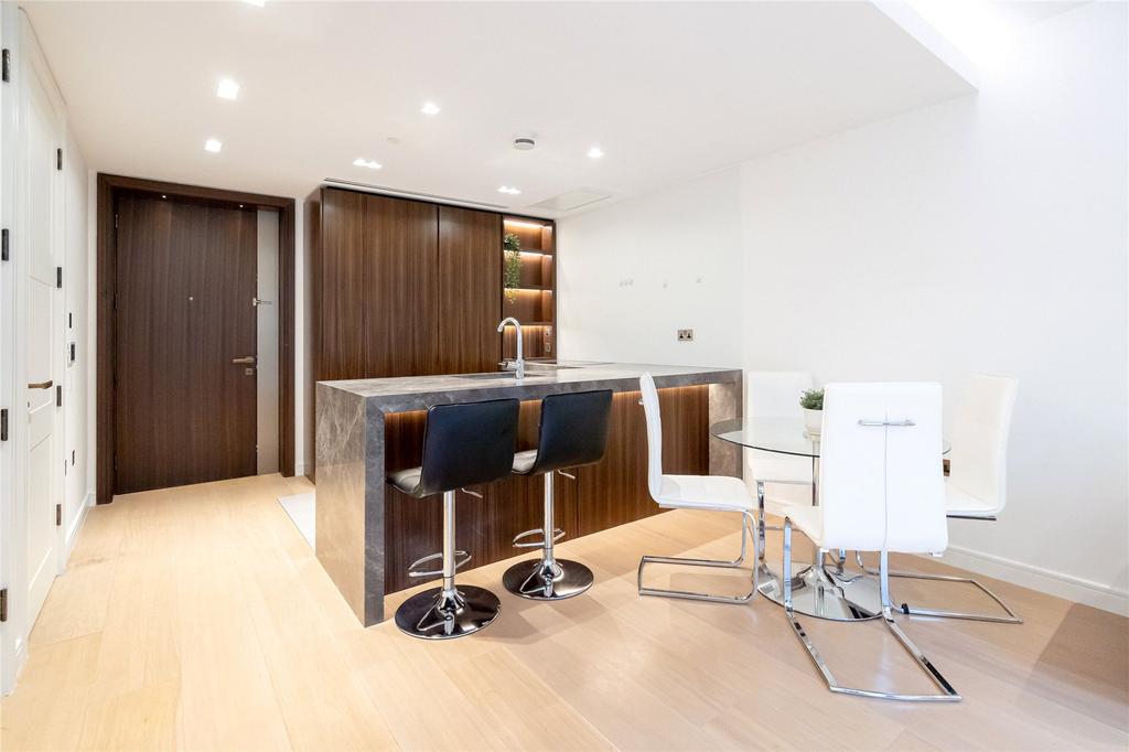 House in London - View 3