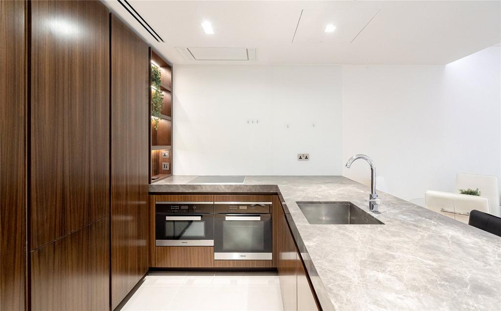 House in London - View 4