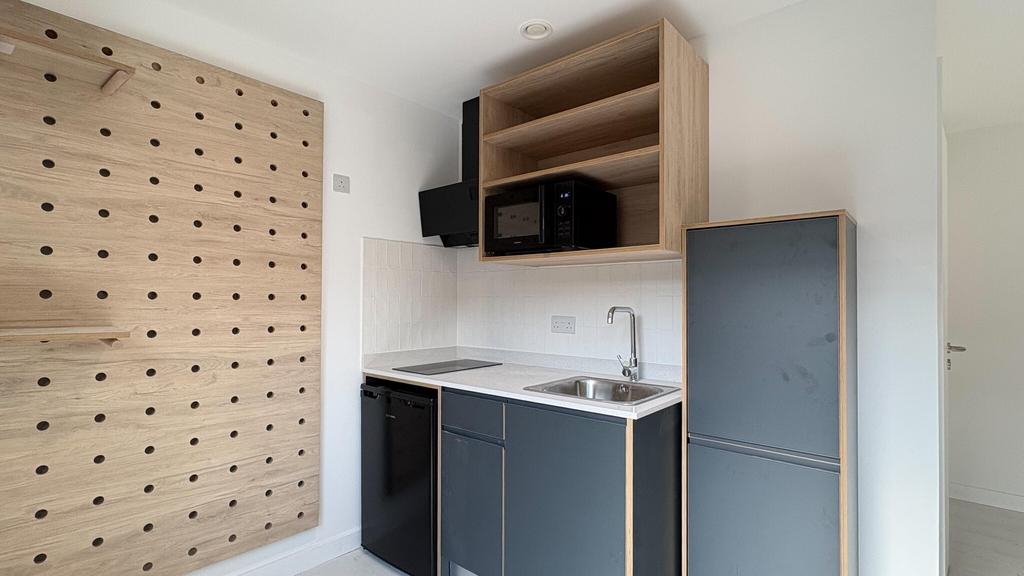 Apartment in London - View 2