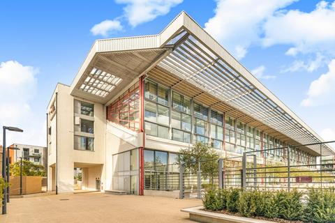2 bedroom flat for sale, Weststand Apartments, Highbury Stadium Square, London, N5
