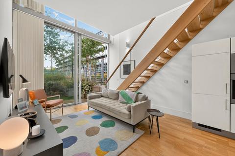 2 bedroom flat for sale, Weststand Apartments, Highbury Stadium Square, London, N5