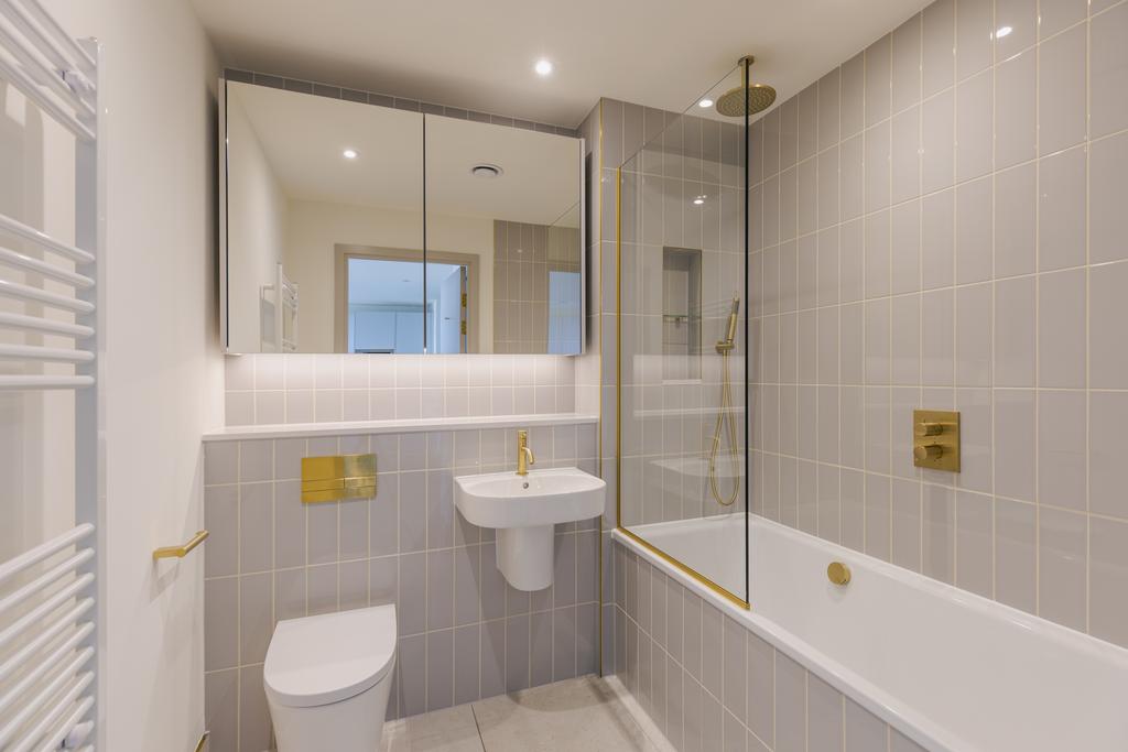 Apartment in London - View 5
