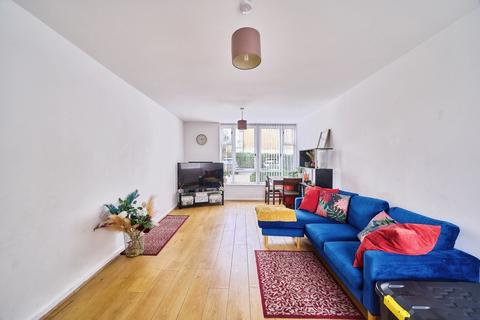 1 bedroom flat for sale, Grimsby Grove, LONDON, London, E16