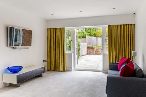 5 bedroom detached house for sale, Leatherhead Road, Oxshott, Leatherhead, Surrey, KT22