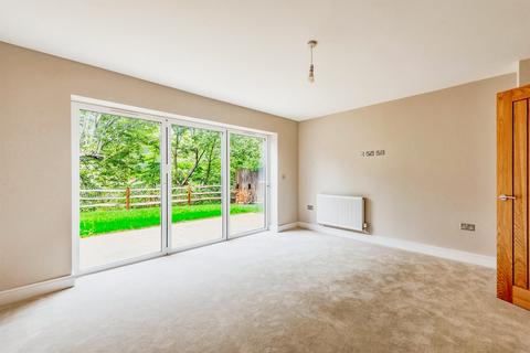 undefined, Springfield Close, Salfords, Redhill