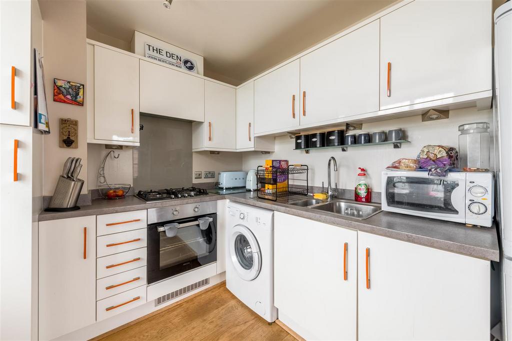 Apartment in Brighton, Rottingdean - More