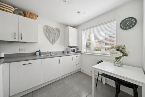2 bedroom semi-detached house for sale, Stratford Way, Bicester OX26