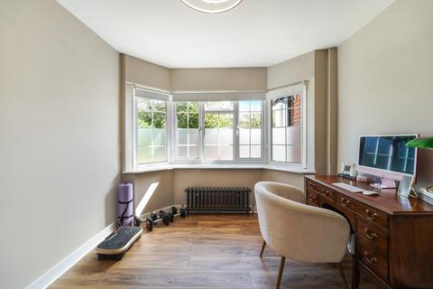 4 bedroom detached house for sale, Reigate Road, Epsom