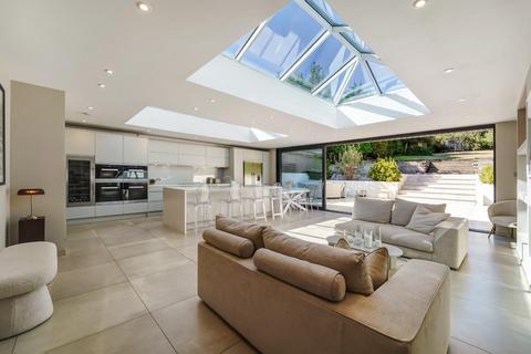 4 bedroom detached house for sale, Reigate Road, Epsom