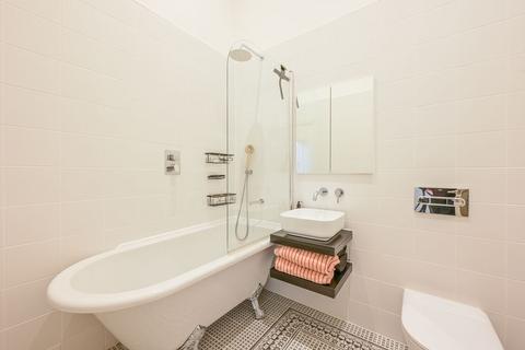 1 bedroom flat for sale, Bellcote Apartments, Tower Hamlets, London, E14