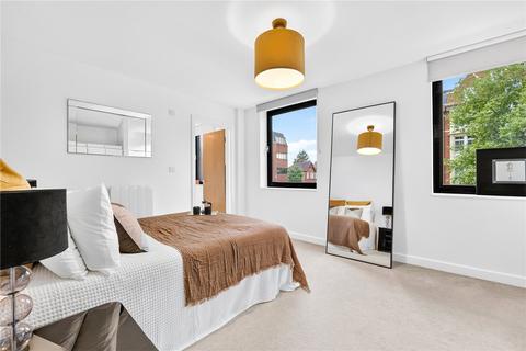 2 bedroom apartment for sale, High Road, London, N12