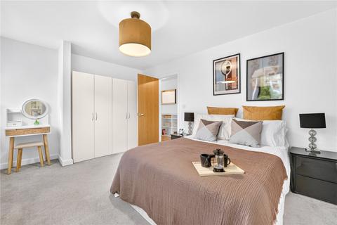 2 bedroom apartment for sale, High Road, London, N12
