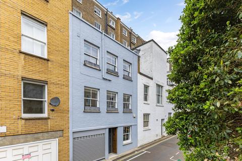 3 bedroom mews for sale, Montpelier Walk London SW7