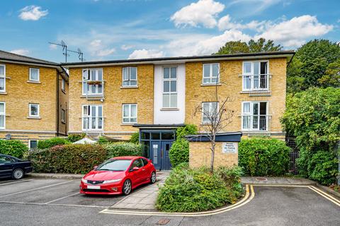 King Henrys Walk, Dalston, London, N1