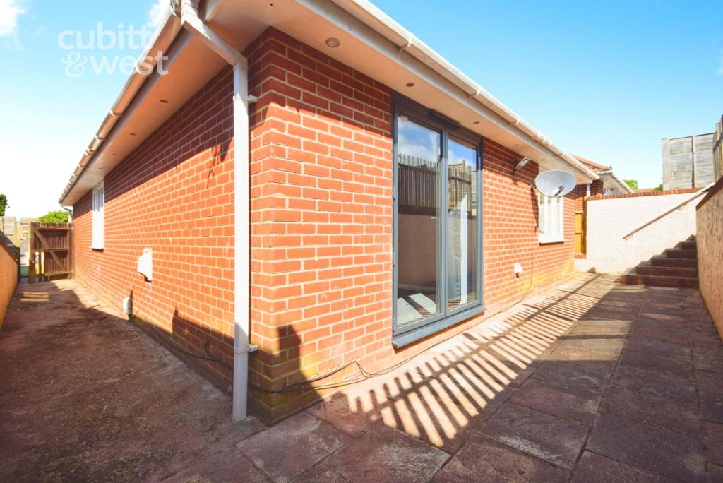 House in Brighton - View 5