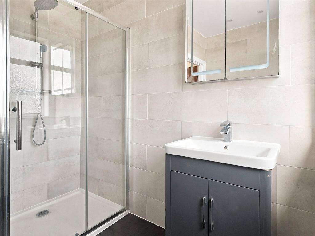 House in London - View 3
