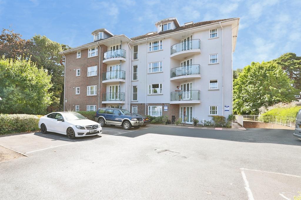 Apartment in Bournemouth