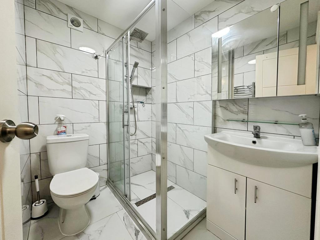 Apartment in CAMBRIDGE - View 4