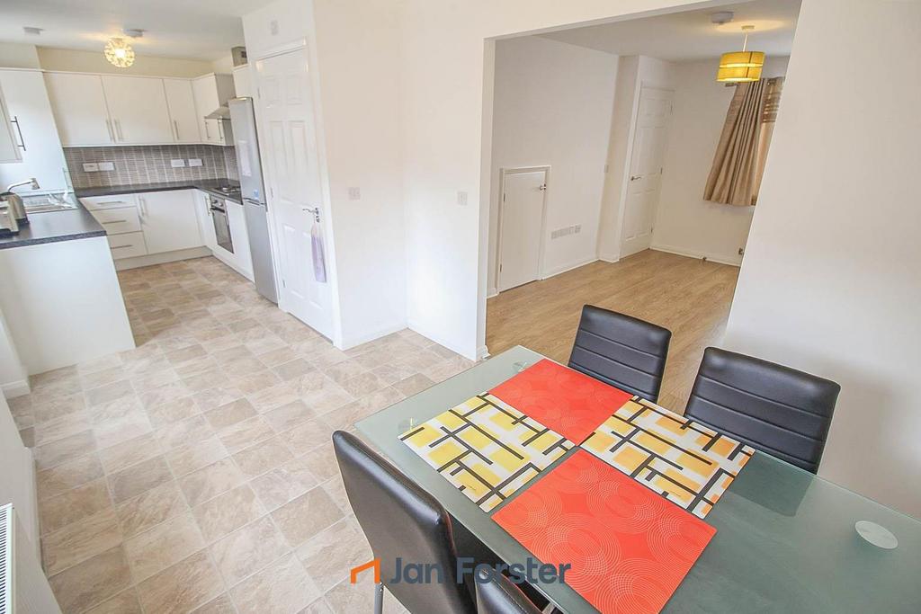 House in Newcastle upon Tyne, Tyne and Wear - View 4