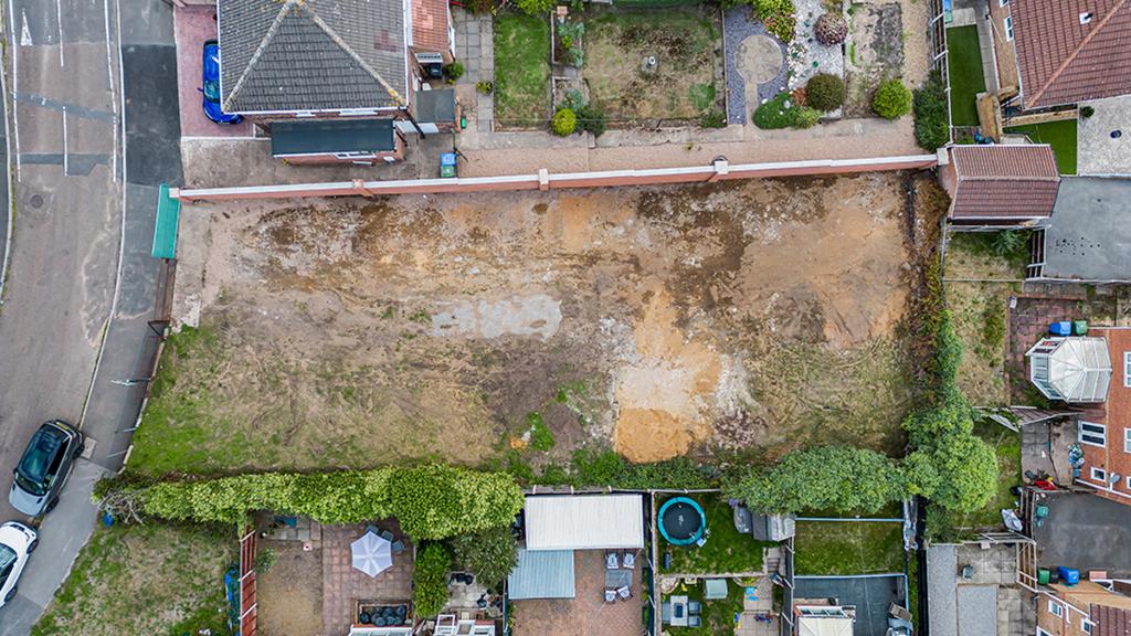 Alexandra Road, Harworth, Doncaster, DN11 - View 2
