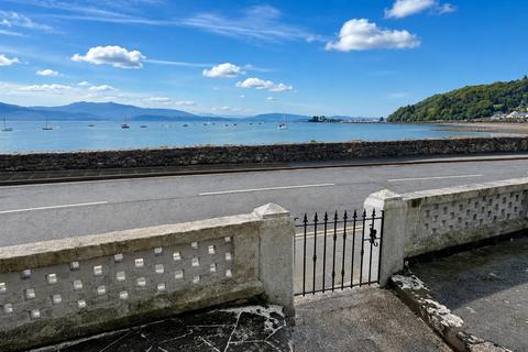 undefined, West End, Beaumaris