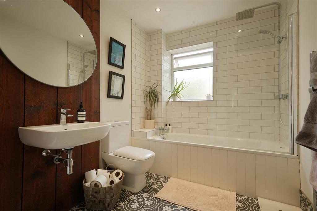 House in Sheffield - View 4