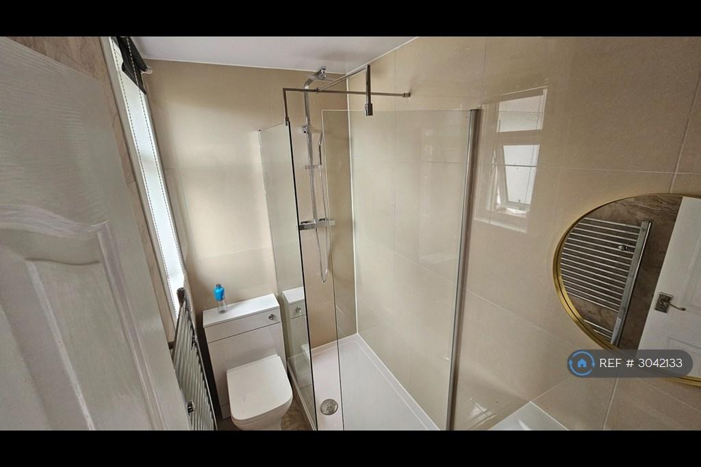 Apartment in Glasgow - View 5